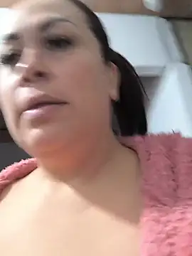 Natymendoza998 Adlı Modelin Canlı XXX Sohbeti