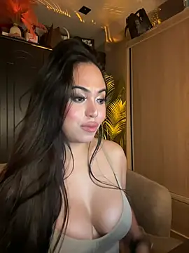 XGoodnessGracious Webcamshow