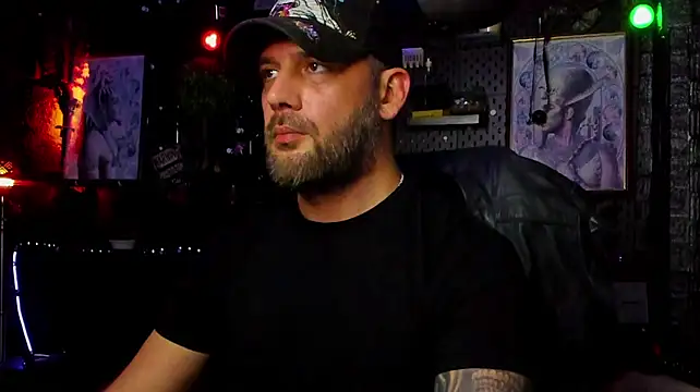 LexHardy's Live XXX Chat