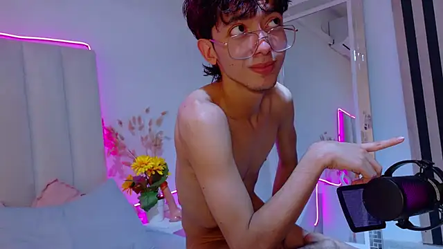Twink_Sebas7 라이브 XXX 채팅