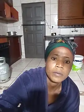 Chat +18 de Queen_Diva45 ao vivo