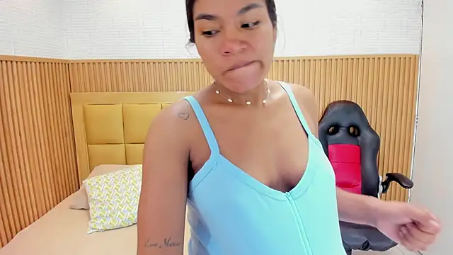 Chat XXX ao vivo de MILEY_JOAS2