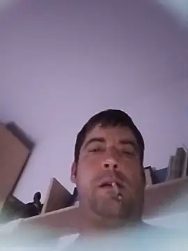 danyelC2 Show in webcam
