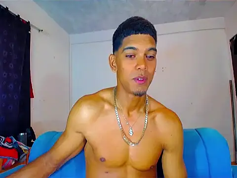 theMyke101's Live XXX Chat