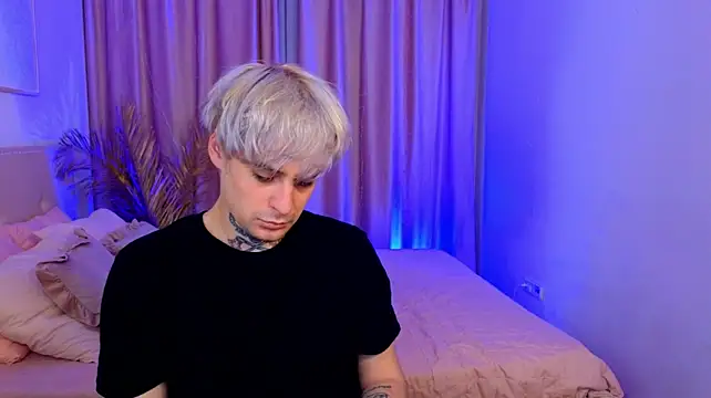 drillfi11's Live XXX Chat