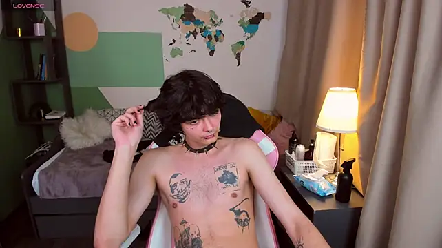 YoungHeartbroker Chat XXX live
