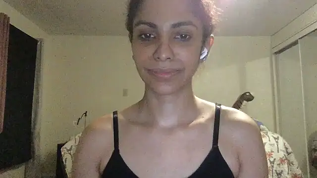 Chat +18 de karlatiburcio ao vivo