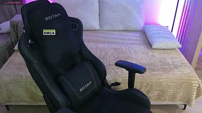 Larstar01 Adlı Modelin Canlı XXX Sohbeti