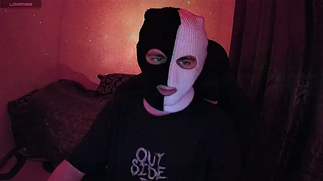 ZXCENSORED- live XXX chat