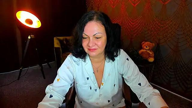 IrissMoon live XXX chat
