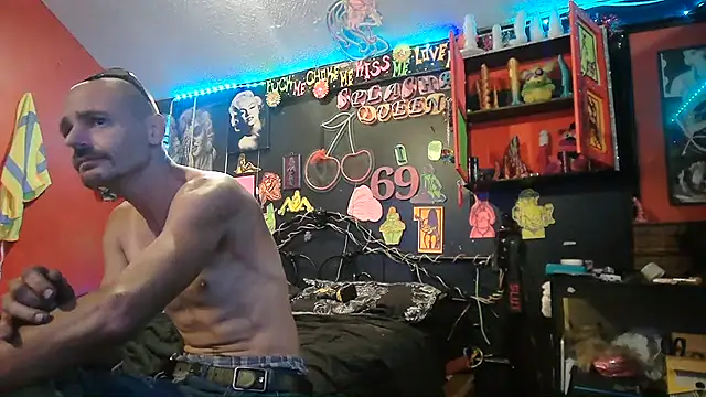 Splash_Queen420 élő XXX-chatje