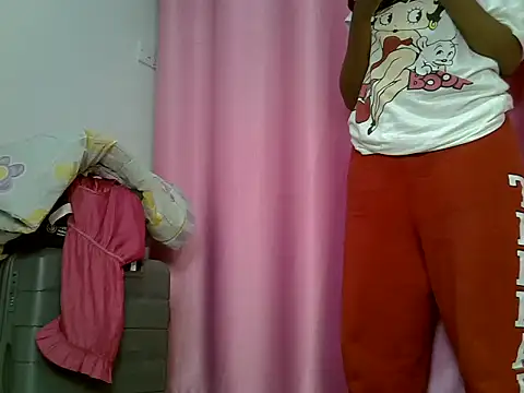 sexyaime Adlı Modelin Canlı XXX Sohbeti