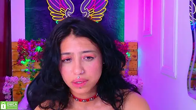 צ'אט XXX בשידור חי של REDHOTTER_