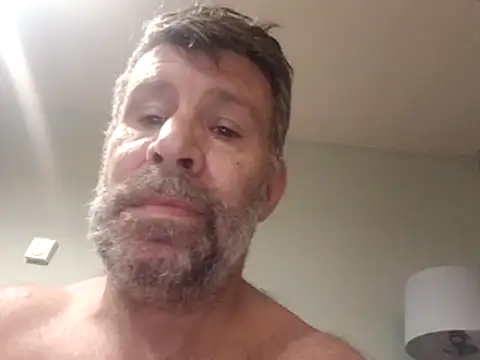 stud2512 Live XXX-chat