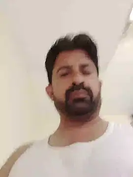 XXX chat uživo modela XxX_KING30