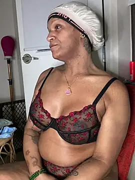 Xzotiq's Live XXX Chat