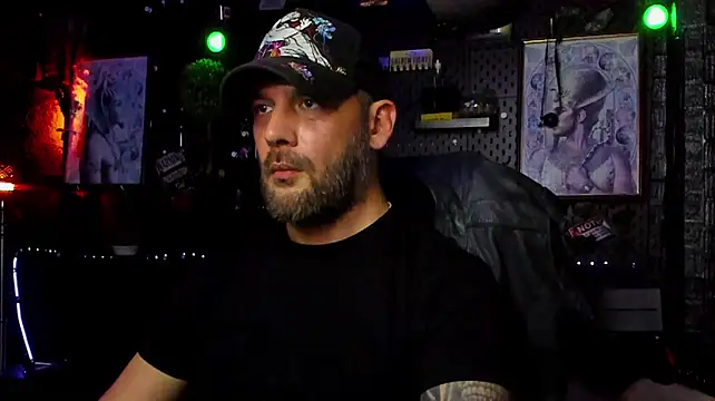 Онлайн чат XXX LexHardy