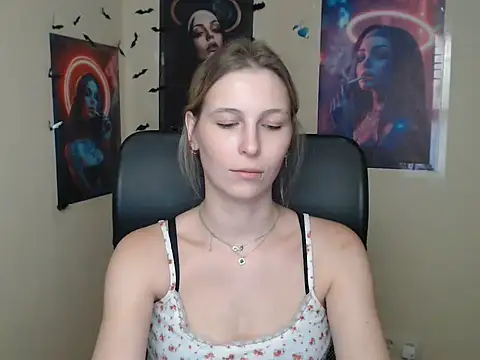 Chatroom XXX en direct de StrangerGi