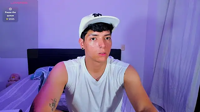 Chatroom XXX en direct de JakeMillerx