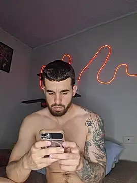Chat XXX en directo de Cubanotatuado