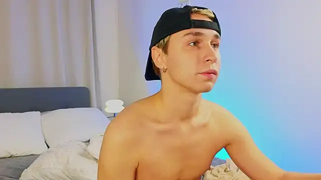 e1v1s' Live XXX Chat