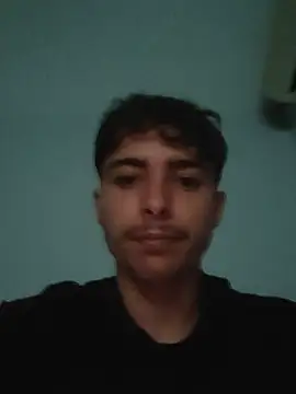 Show modela JoyyyBoyy na web-kameri