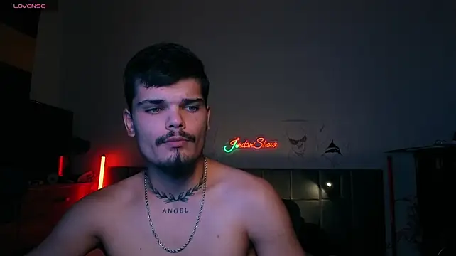 JordanShow's Live XXX Chat