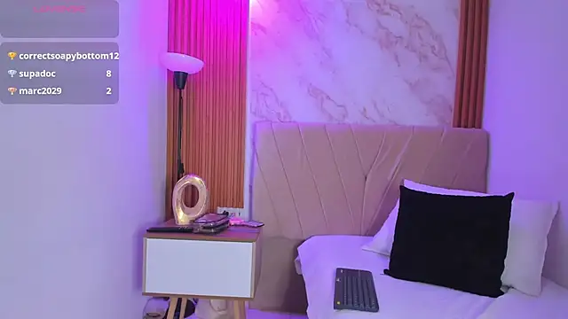 j_belle_'s Live XXX Chat