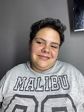 Hailey_Curvy 现场XXX聊天