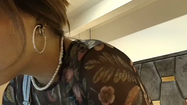 LIA__MILLER_'s Live XXX Chat