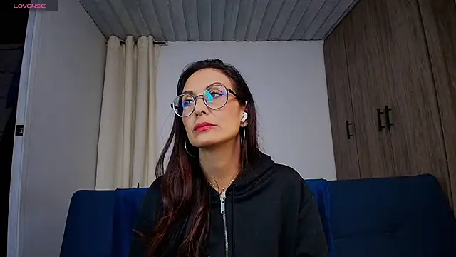 Swetisabella01 Adlı Modelin Web Kamerası Şovu