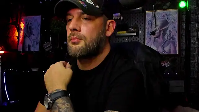LexHardy Chat XXX live