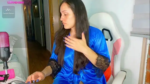 Živý XXX chat MeganDolll