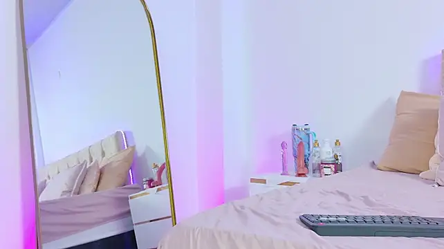 LadyMonroe_ Live XXX Chat