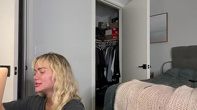 ElenaErickson: απευθείας συνομιλία ΧΧΧ