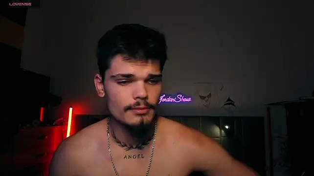 JordanShown Live XXX chat