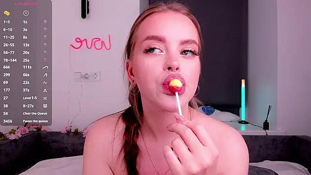 AriaRosaline's Live XXX Chat
