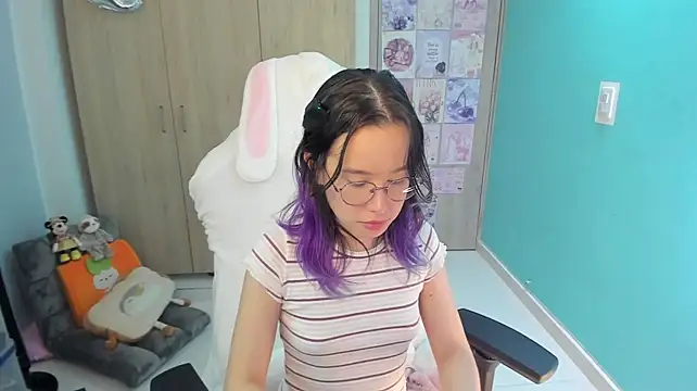 Chat +18 de Anto_herrera ao vivo