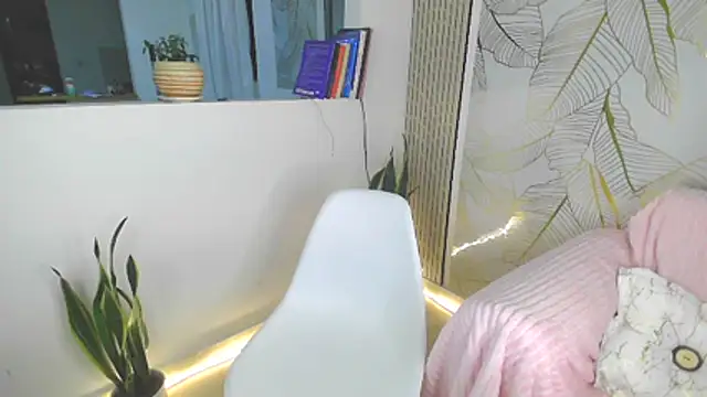 im_miauhg Adlı Modelin Canlı XXX Sohbeti