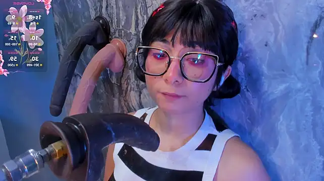 linda_sofi__'s Live XXX Chat