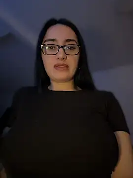 preetypeach's Live XXX Chat