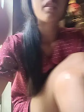 Chat XXX en directo de Hoa-tuylip