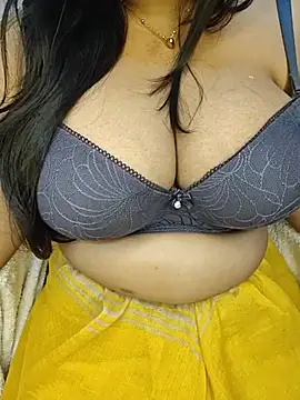 Curvy_Pooja's Live XXX Chat