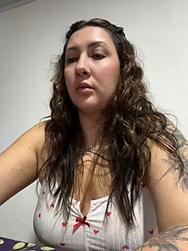 دردشة KittyObsession الجنسية المباشرة