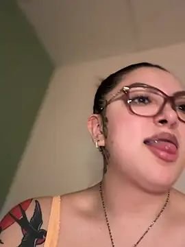 Chat XXX en directo de native_naya