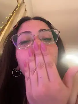 XXX chat uživo modela Mizztikaa