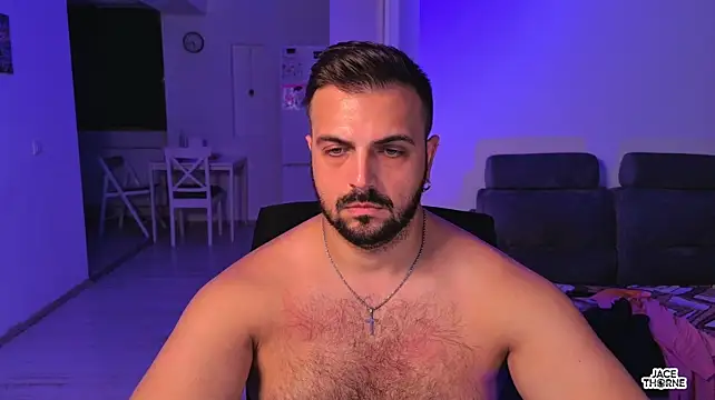 Jace_Thorne Adlı Modelin Canlı XXX Sohbeti