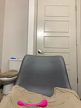 chanel00123 élő XXX-chatje