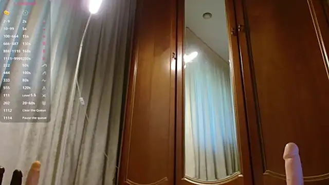Chat +18 de Crazy1One ao vivo