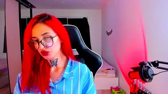 your_tora Adlı Modelin Canlı XXX Sohbeti